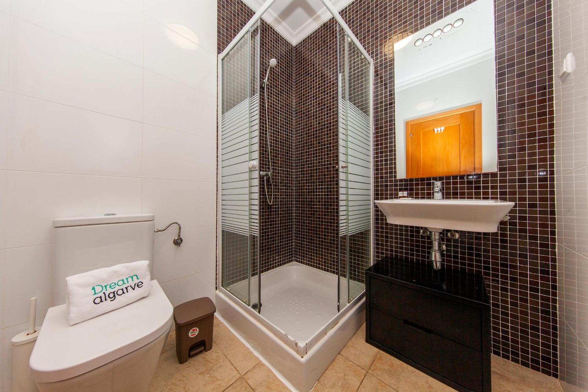 C02 - Luxury 3 Bed With Pool View Apartamento *