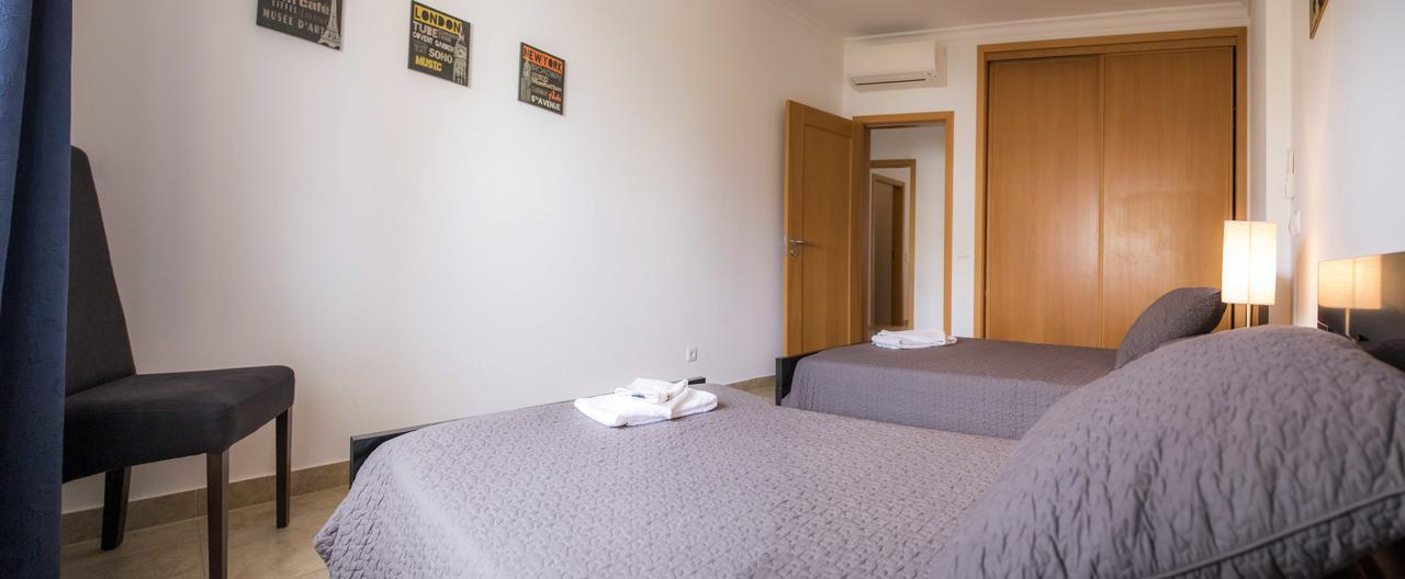 C02 - Luxury 3 Bed With Pool View Apartamento *